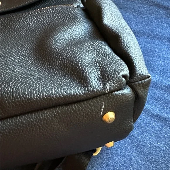 Freshly Picked Mini Classic Backpack - Picture 3 of 6